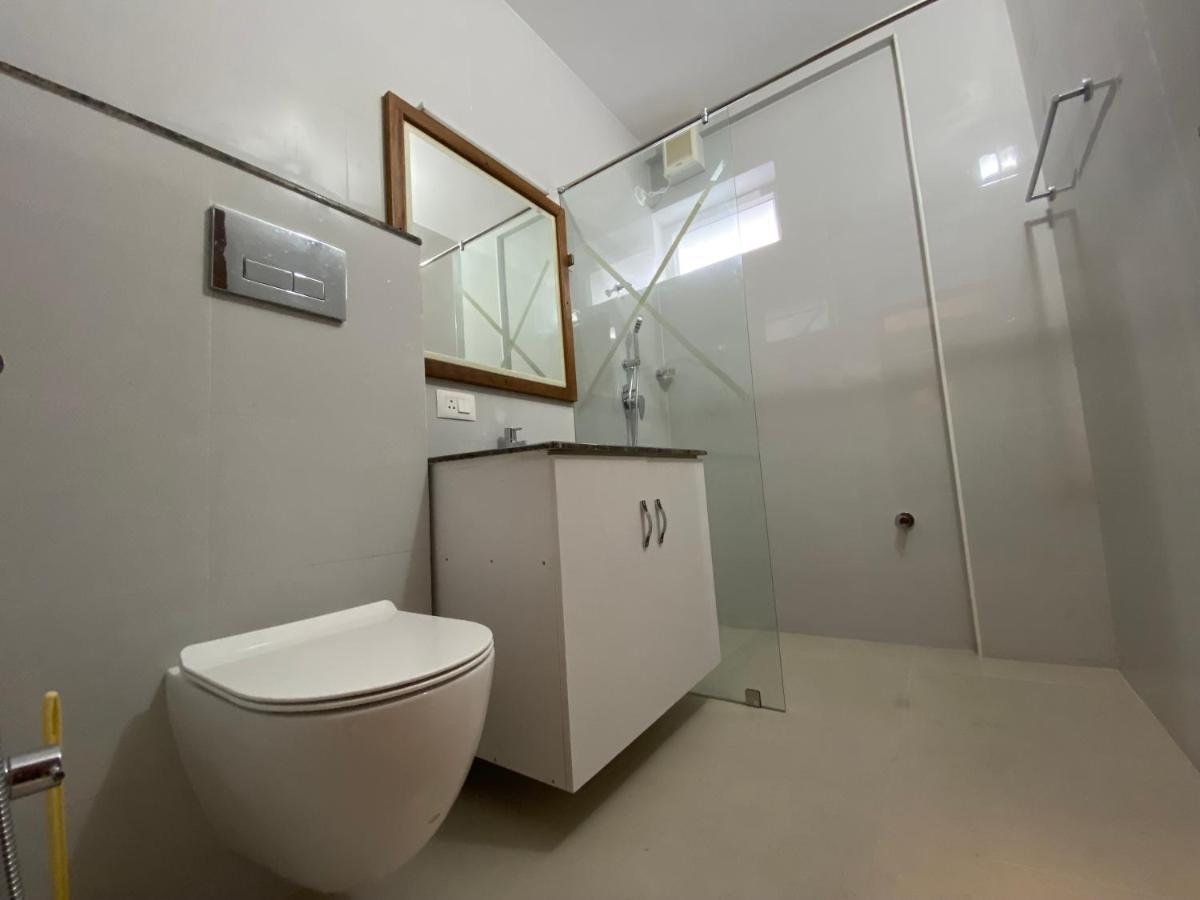 Daffodils Luxury Airport Suites Kochi 外观 照片