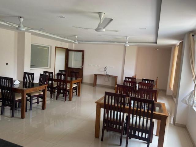 Daffodils Luxury Airport Suites Kochi 外观 照片